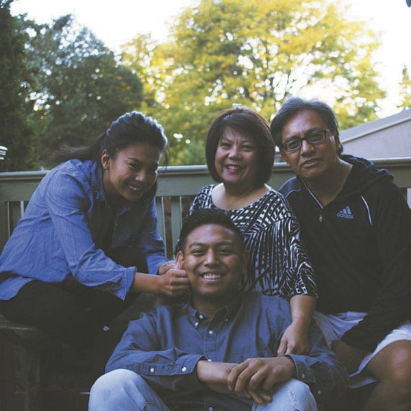 The Idolor Family